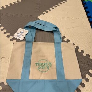 Trader Joe’s viral mini pastel tote bag NWT
